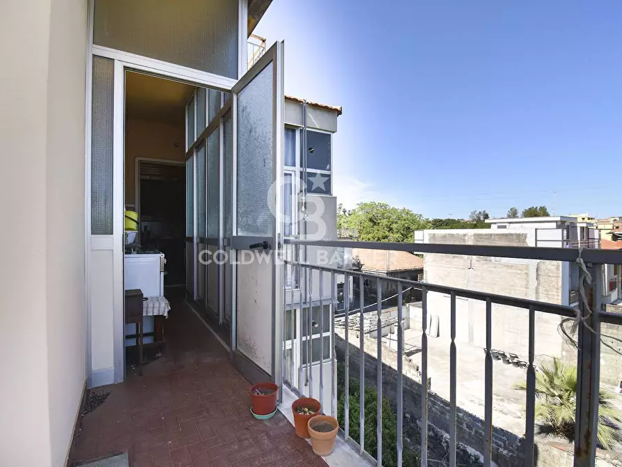 Immagine 16 di Appartamento in vendita  in via Sciarelle 91 a Acireale