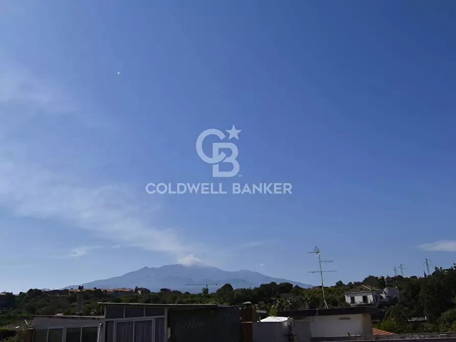 Immagine 21 di Appartamento in vendita  in via Sciarelle 91 a Acireale