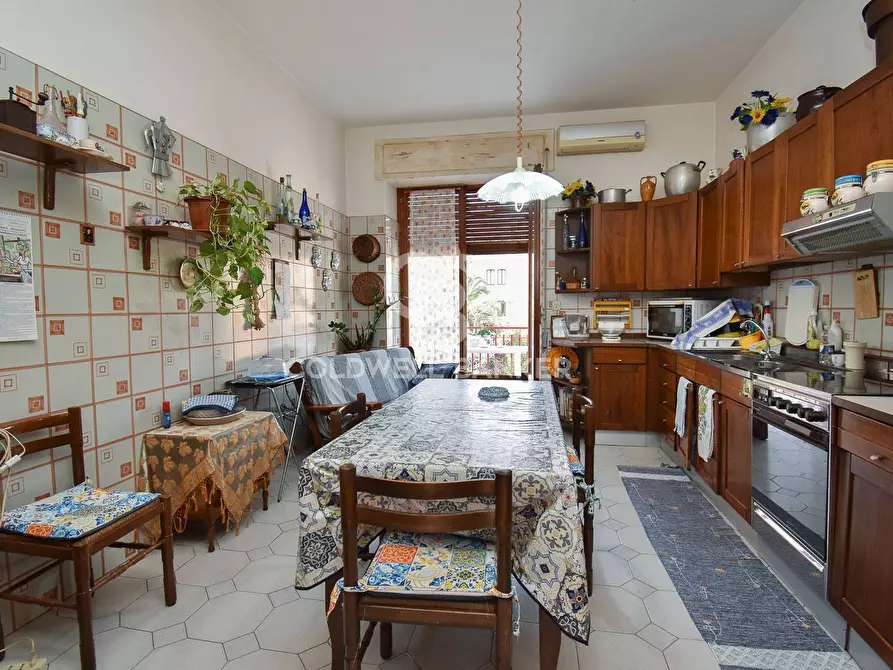 Immagine 19 di Appartamento in vendita  in via delle Terme 115 a Acireale