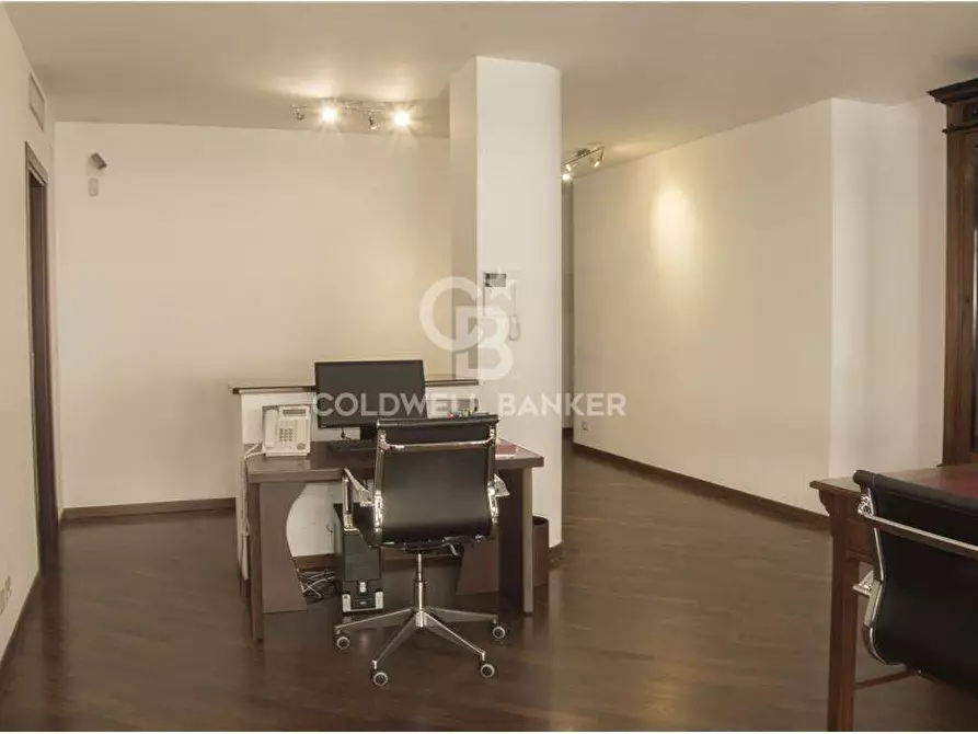 Immagine 10 di Appartamento in vendita  in VIA MILANO 85 a Catania