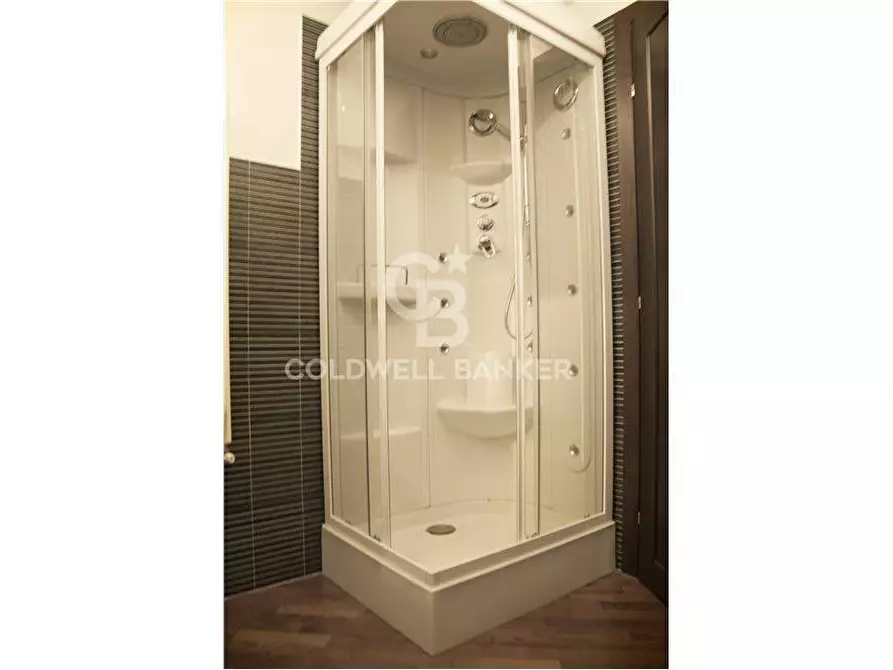 Immagine 26 di Appartamento in vendita  in VIA MILANO 85 a Catania