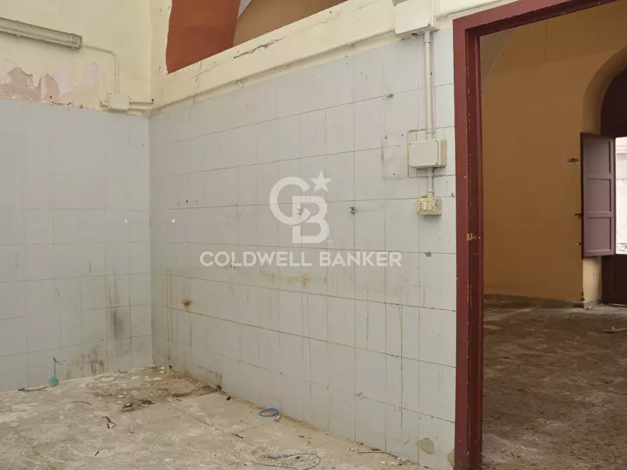 Immagine 18 di Locale commerciale in affitto  in Piazza Odigidria 4/5 a Acireale