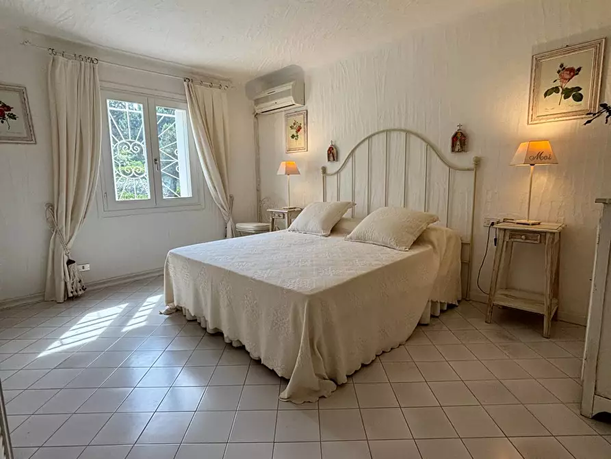 Immagine 14 di Appartamento in vendita  in Porto Rotondo - via dei Germiniasi a Olbia