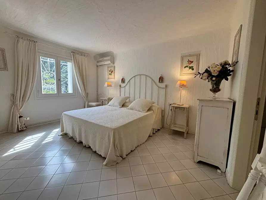 Immagine 15 di Appartamento in vendita  in Porto Rotondo - via dei Germiniasi a Olbia