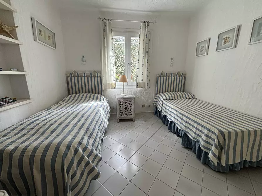 Immagine 19 di Appartamento in vendita  in Porto Rotondo - via dei Germiniasi a Olbia