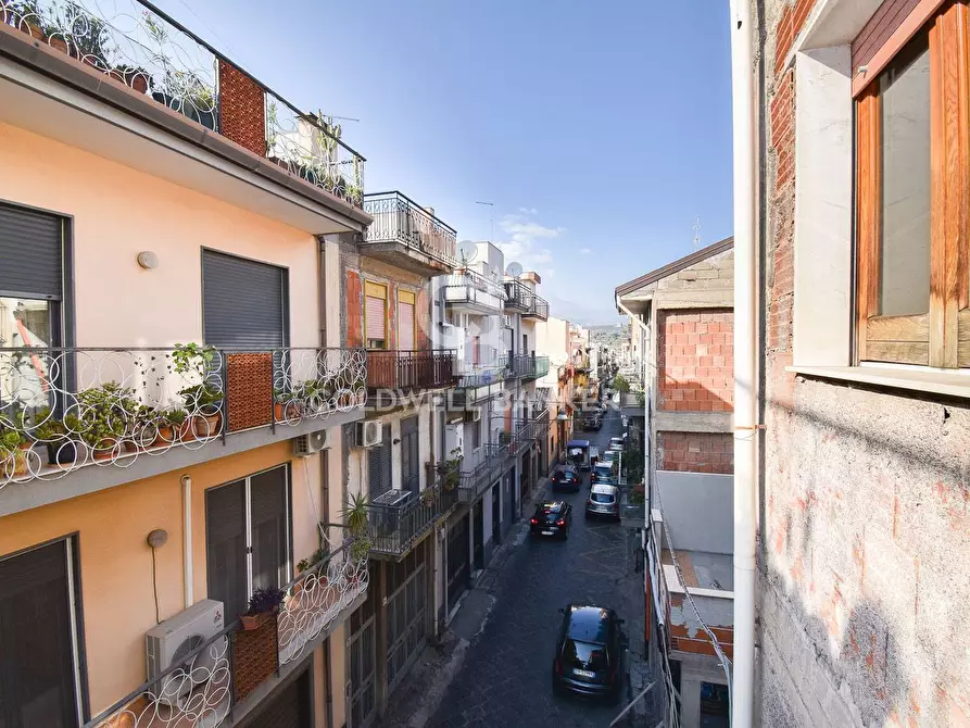 Immagine 9 di Appartamento in vendita  in via Menna 28 a Misterbianco