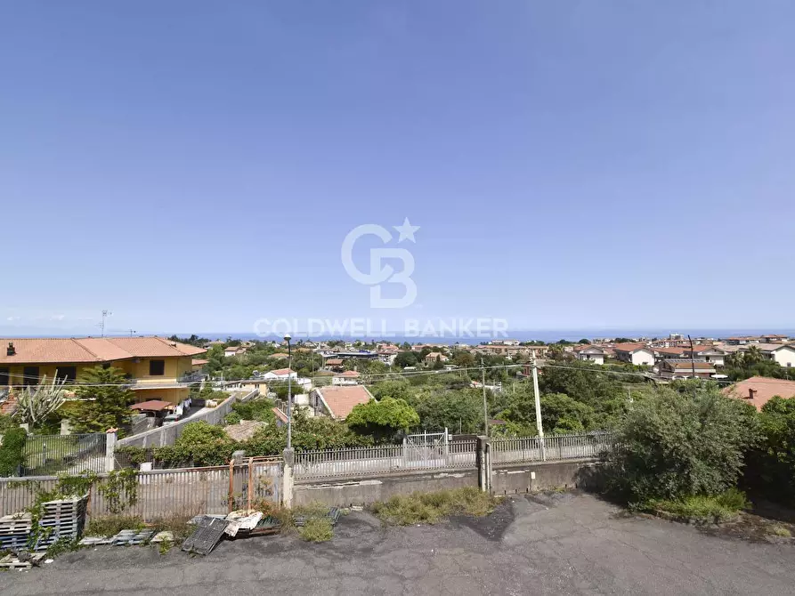 Immagine 16 di Locale commerciale in affitto  in via Campobello 22 a Acireale