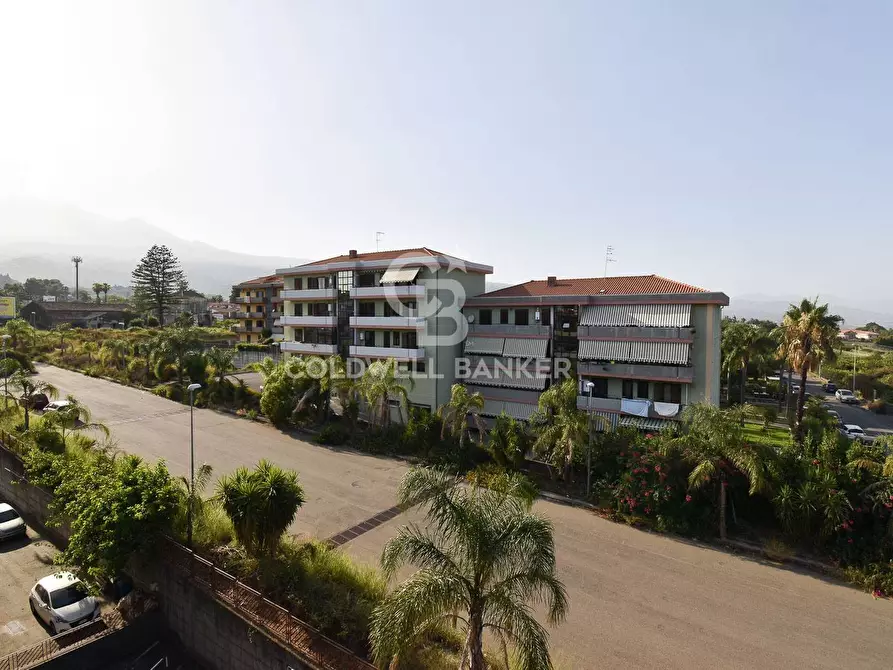 Immagine 12 di Appartamento in vendita  in Strada 18 10 a Giarre