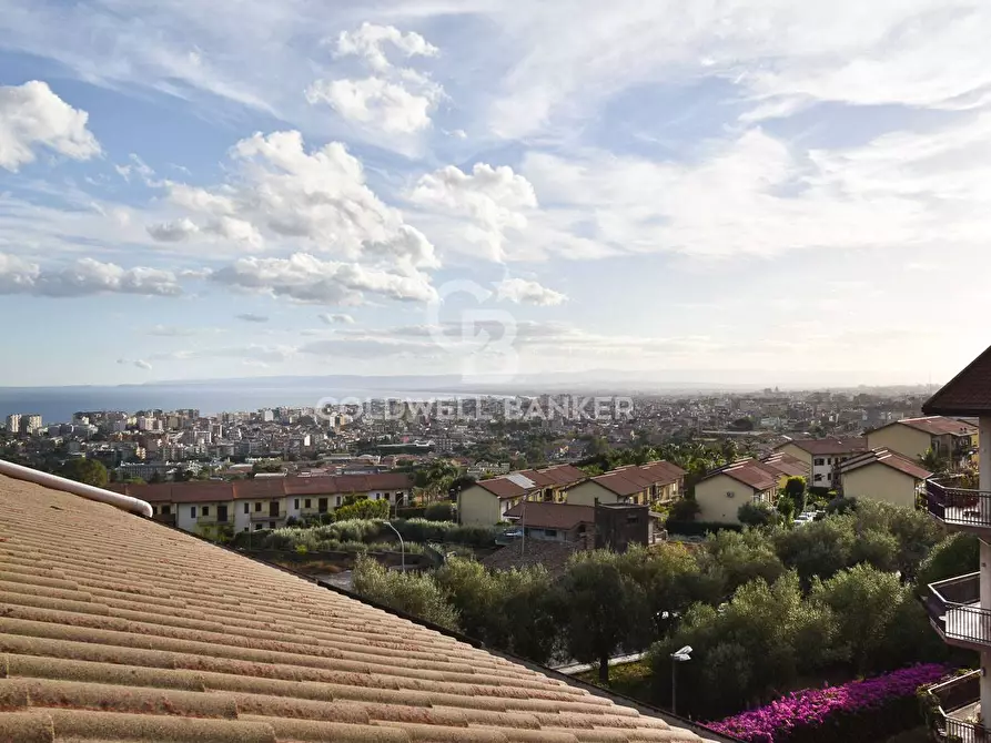 Immagine 2 di Attico in vendita  in via Sgroppillo 21 a San Gregorio Di Catania