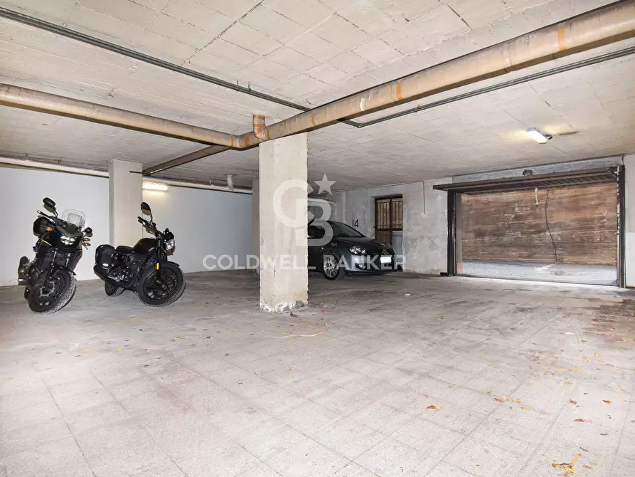 Immagine 34 di Attico in vendita  in via Sgroppillo 21 a San Gregorio Di Catania