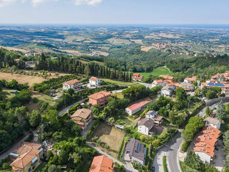 Immagine 13 di Terreno residenziale in vendita  in Via Manzoni a Monte Colombo