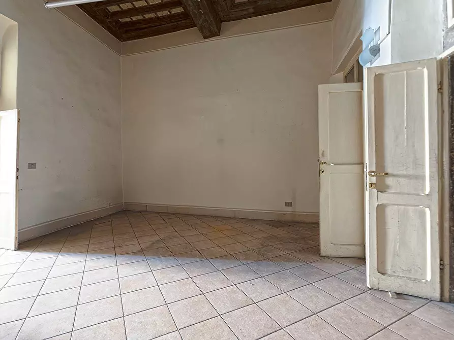 Immagine 5 di Appartamento in vendita  in Via del Meone a Viterbo