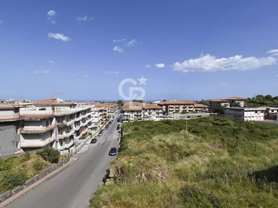 Immagine 10 di Appartamento in vendita  in VIA IV NOVEMBRE 130/H a Aci Catena