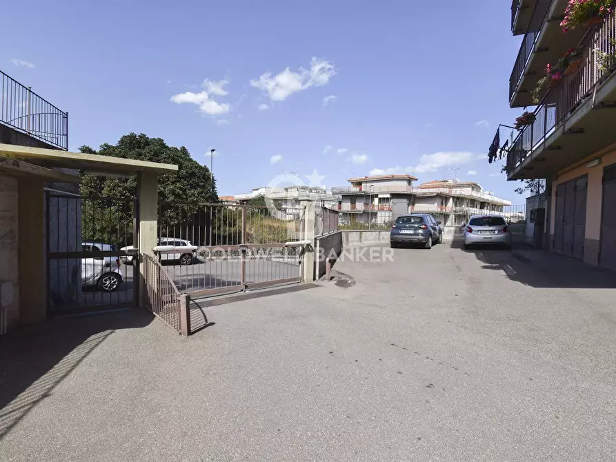 Immagine 22 di Appartamento in vendita  in VIA IV NOVEMBRE 130/H a Aci Catena