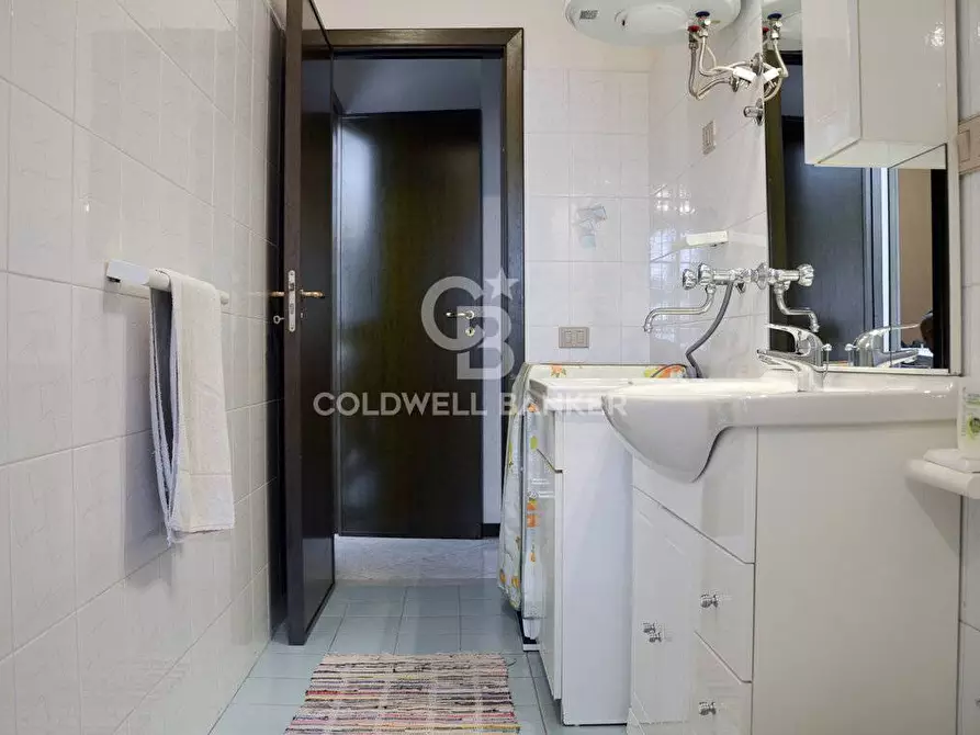 Immagine 12 di Appartamento in vendita  in via spiaggia 339 a Mascali