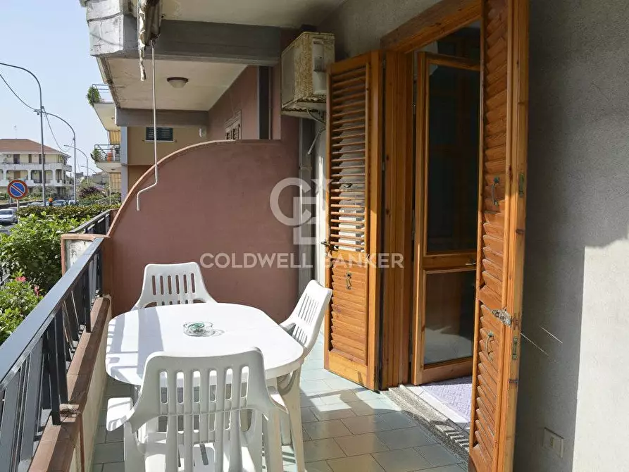 Immagine 15 di Appartamento in vendita  in via spiaggia 339 a Mascali