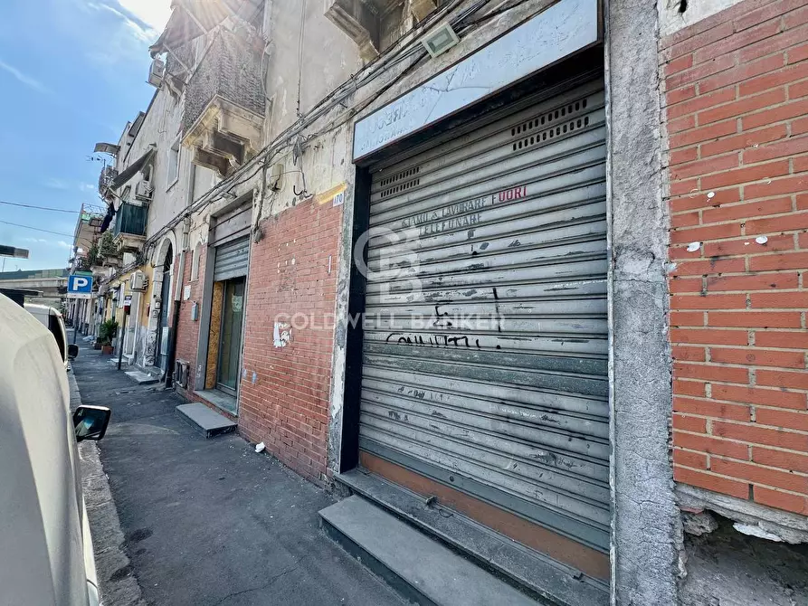 Immagine 1 di Negozio in affitto  in Via Palermo 172 a Catania