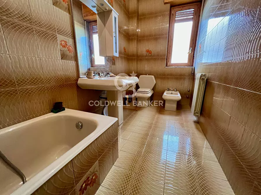 Immagine 12 di Appartamento in vendita  in via Turi D'Agostino 48 a Aci Catena