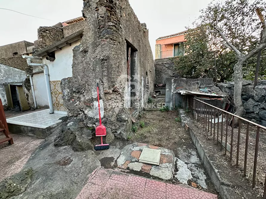 Immagine 21 di Casa indipendente in vendita  in via Dafnica 272 a Acireale