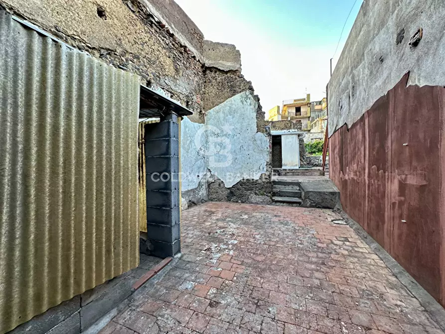 Immagine 26 di Casa indipendente in vendita  in via Dafnica 272 a Acireale