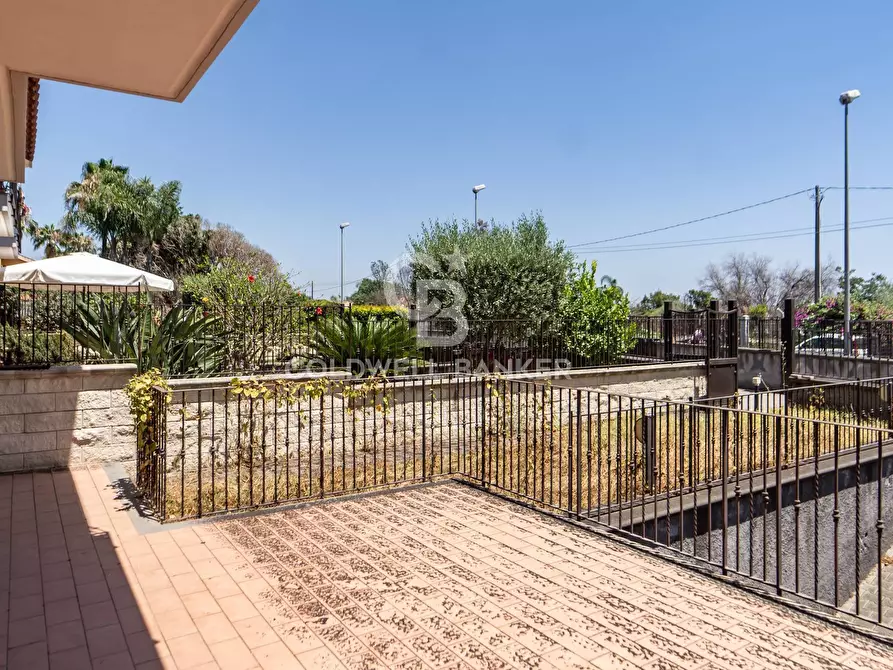 Immagine 30 di Villetta a schiera in vendita  in VIA CARICO 133 a Acireale