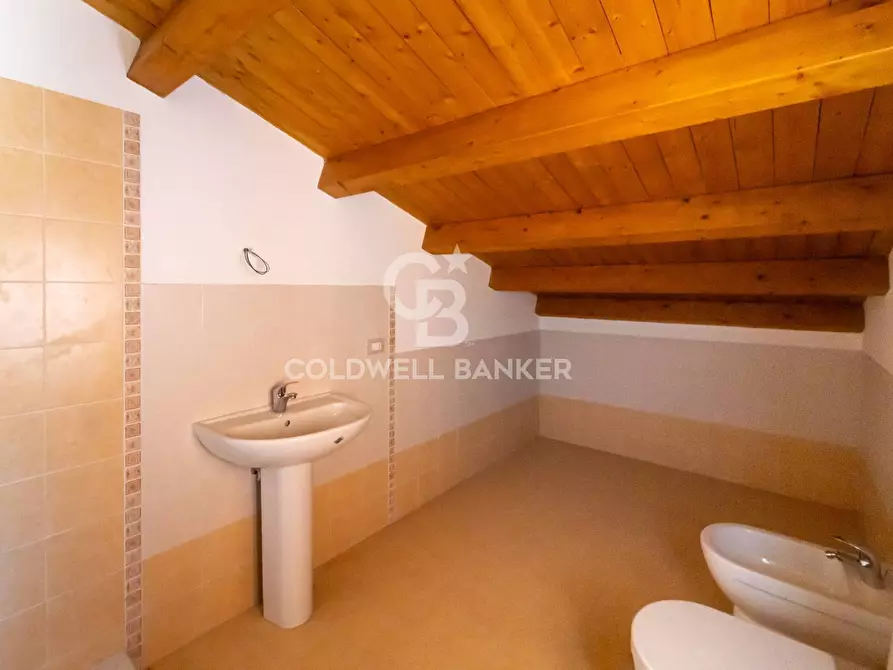 Immagine 12 di Villetta a schiera in vendita  in VIA CARICO 133 a Acireale