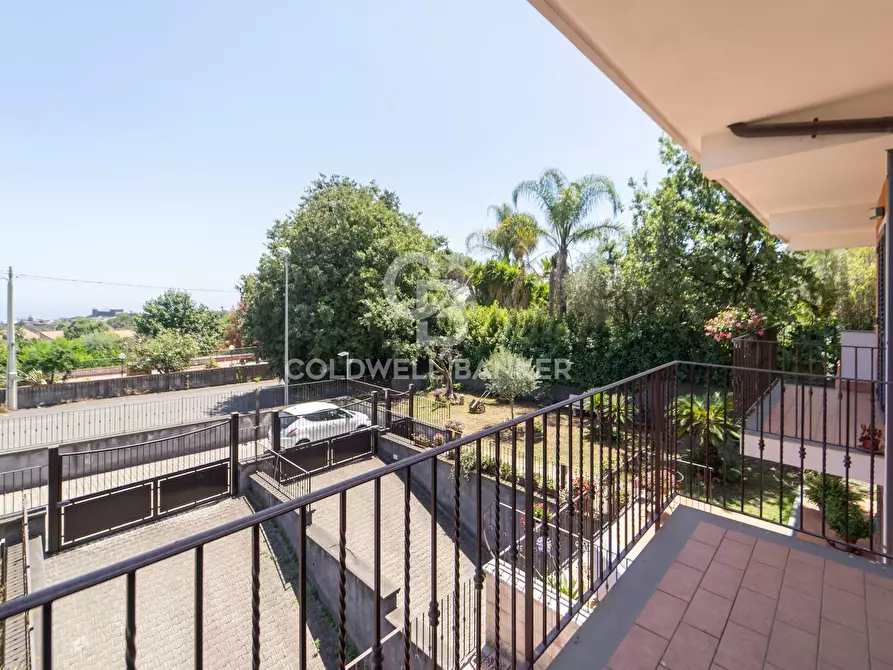 Immagine 29 di Villetta a schiera in vendita  in VIA CARICO 133 a Acireale