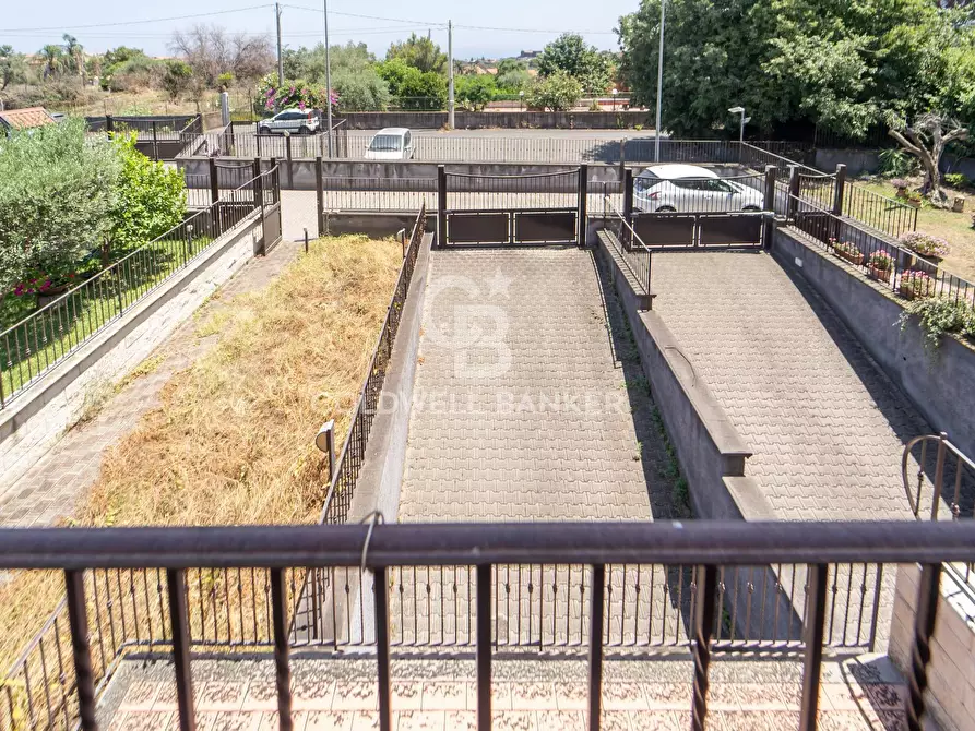 Immagine 4 di Villetta a schiera in vendita  in VIA CARICO 133 a Acireale