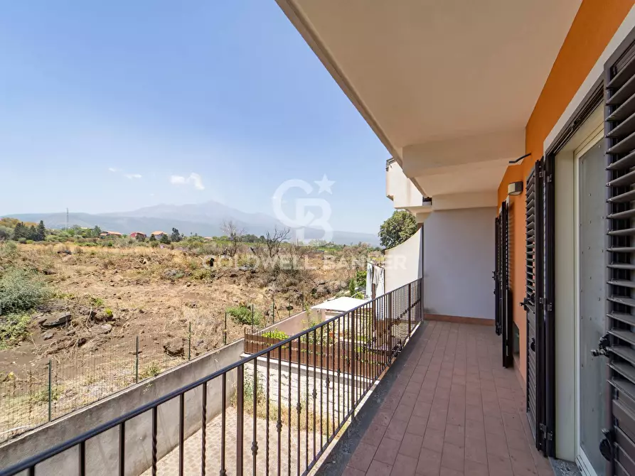 Immagine 32 di Villetta a schiera in vendita  in VIA CARICO 133 a Acireale