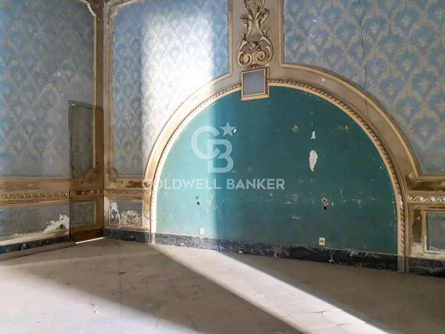 Immagine 22 di Palazzo in vendita  in Via Cavour 29 a Acireale