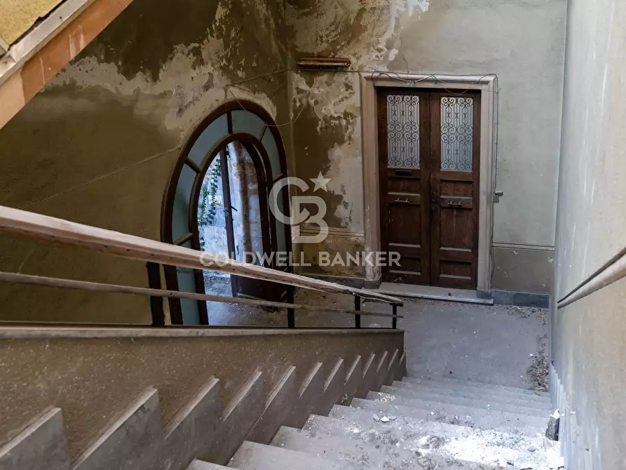 Immagine 14 di Palazzo in vendita  in Via Cavour 29 a Acireale