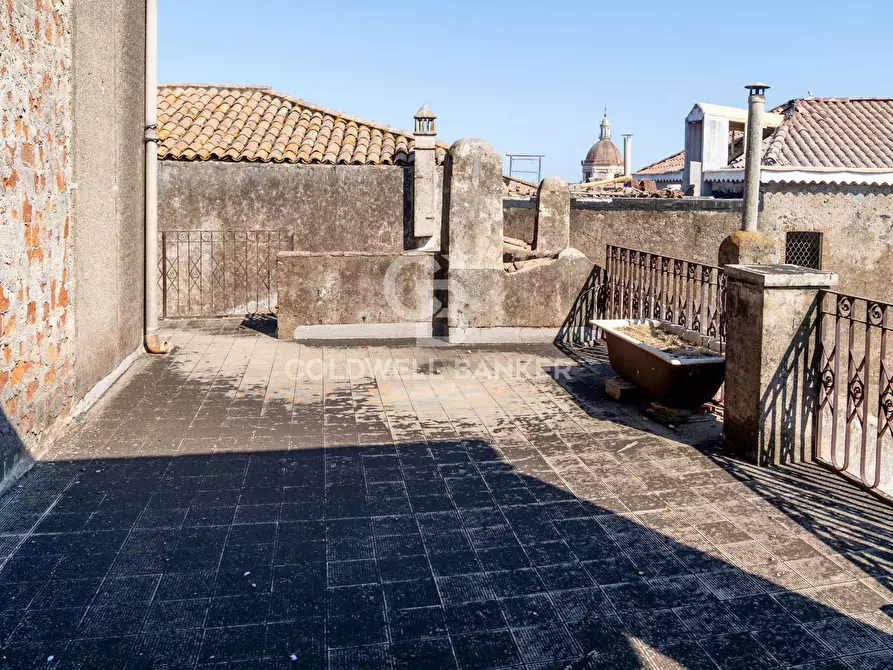 Immagine 38 di Palazzo in vendita  in Via Cavour 29 a Acireale