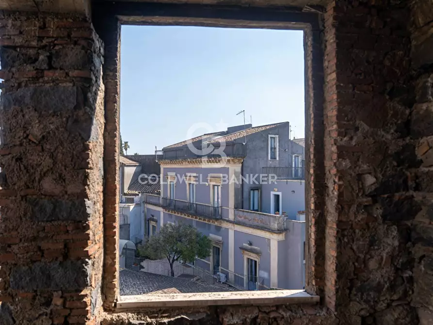 Immagine 39 di Palazzo in vendita  in Via Cavour 29 a Acireale