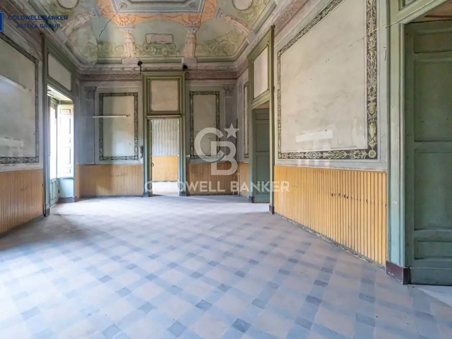 Immagine 30 di Palazzo in vendita  in Via Cavour 29 a Acireale