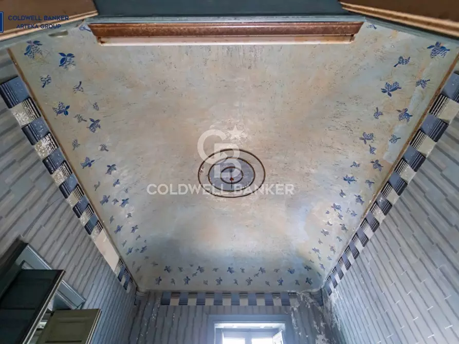 Immagine 32 di Palazzo in vendita  in Via Cavour 29 a Acireale