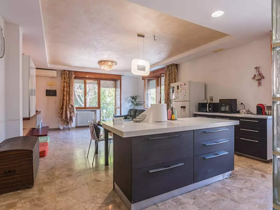 Immagine 8 di Appartamento in vendita  in Via Camillo Prampolini a Cattolica