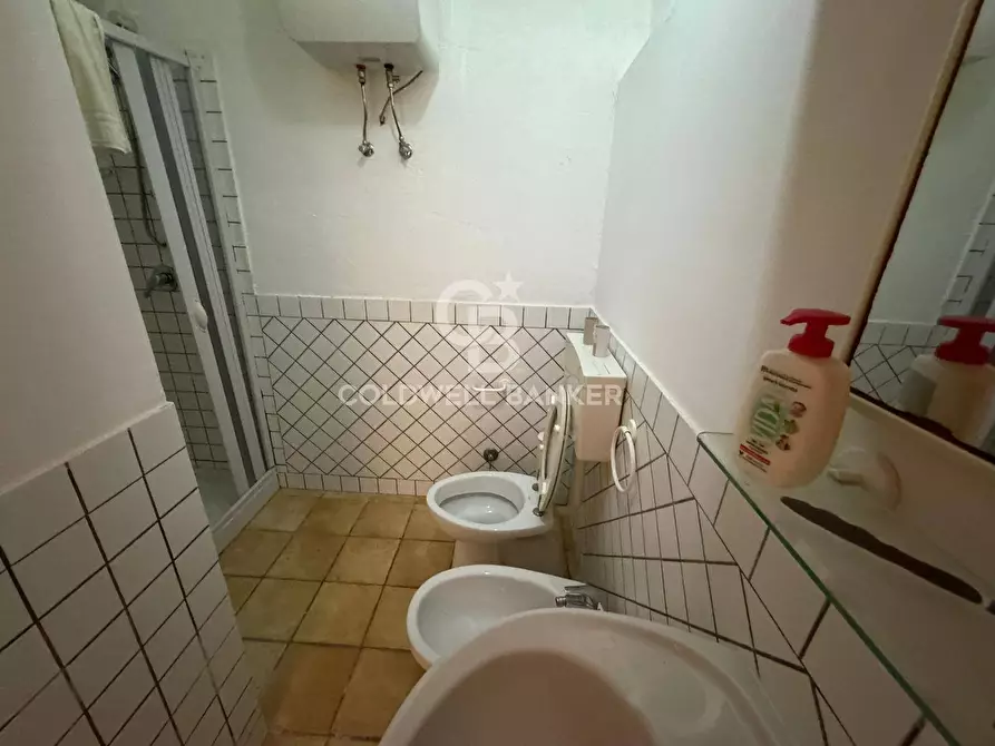 Immagine 15 di Palazzo in vendita  in via Ludovico Ariosto 15 a Lampedusa E Linosa