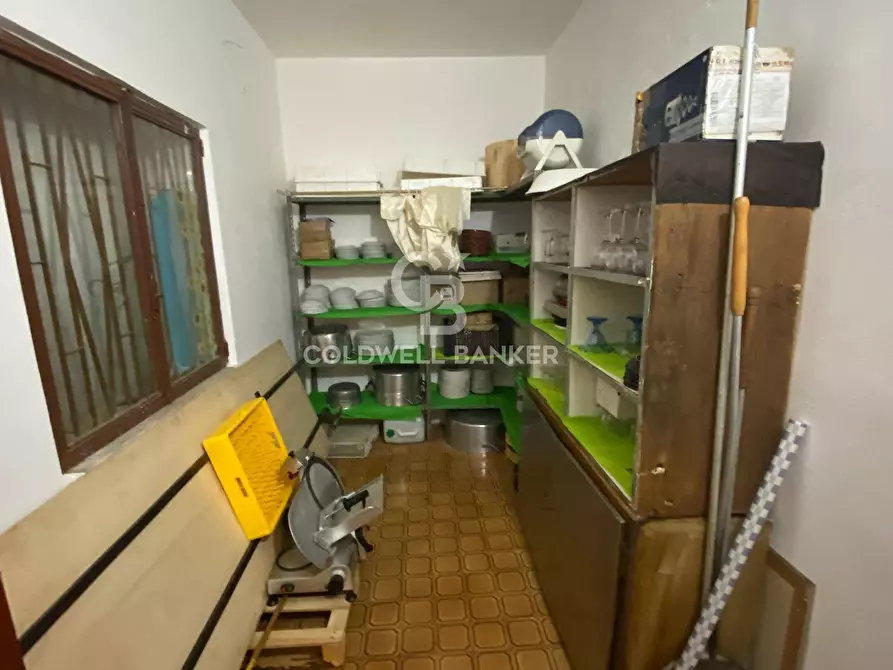 Immagine 20 di Locale commerciale in vendita  in Via Giarre 53 a Mascali