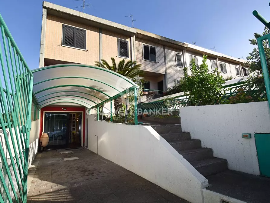 Immagine 34 di Villetta a schiera in vendita  in Via Giuseppe Patanè 26 a Giarre