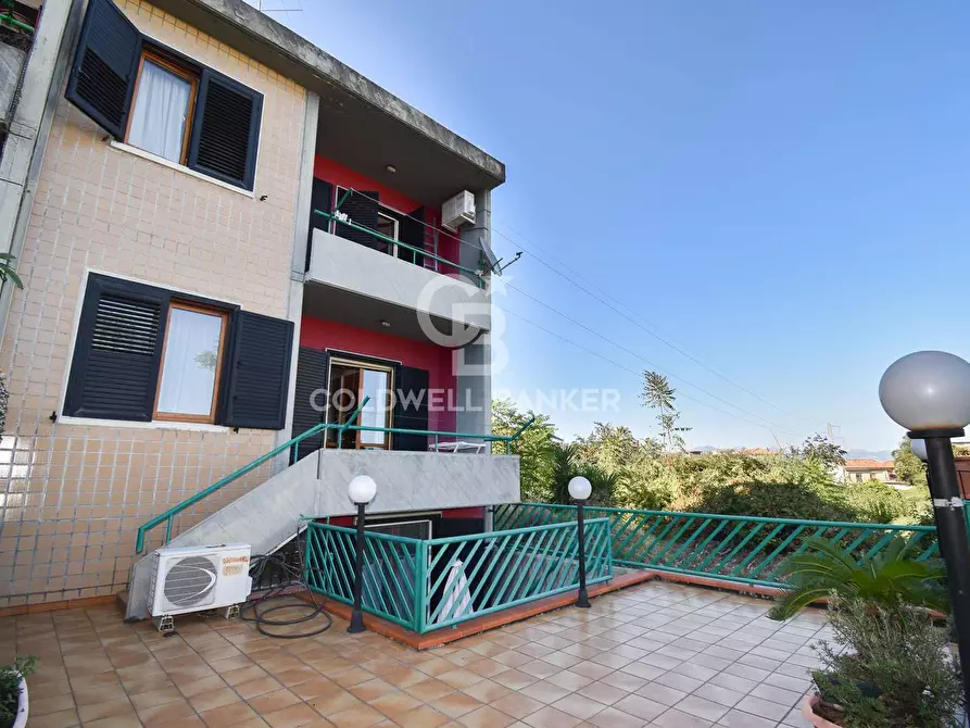 Immagine 37 di Villetta a schiera in vendita  in Via Giuseppe Patanè 26 a Giarre