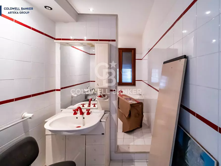 Immagine 29 di Casa semindipendente in vendita  in Via Giuseppe Mazzini 40/42 a Aci Sant'antonio