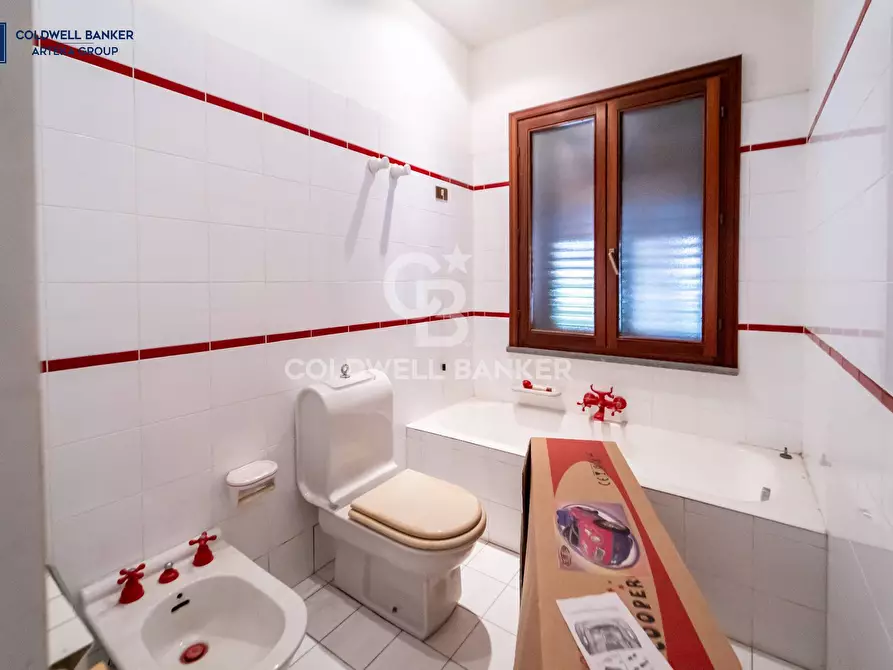 Immagine 30 di Casa semindipendente in vendita  in Via Giuseppe Mazzini 40/42 a Aci Sant'antonio