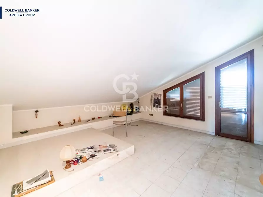 Immagine 33 di Casa semindipendente in vendita  in Via Giuseppe Mazzini 40/42 a Aci Sant'antonio