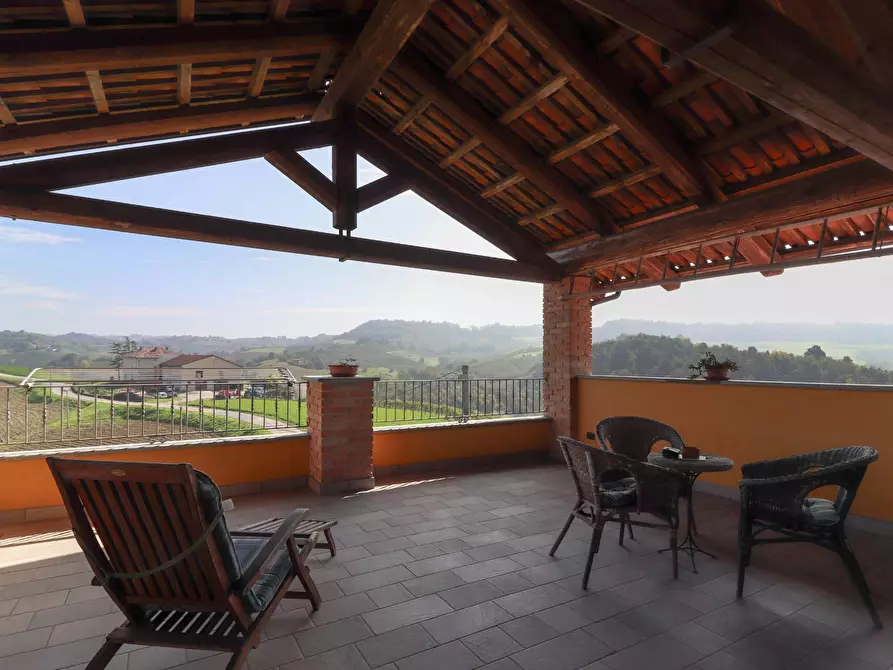 Immagine 23 di Villa in vendita  in Località riviera a Monforte D'alba