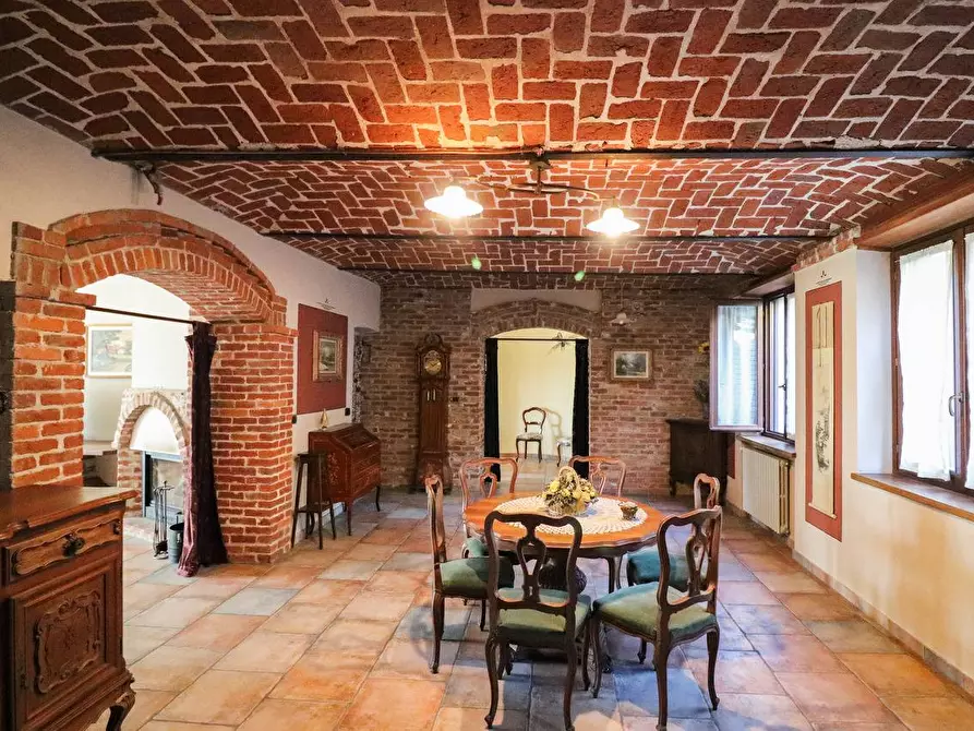 Immagine 8 di Villa in vendita  in Via Valle San Lorenzo 60/a a Santo Stefano Roero
