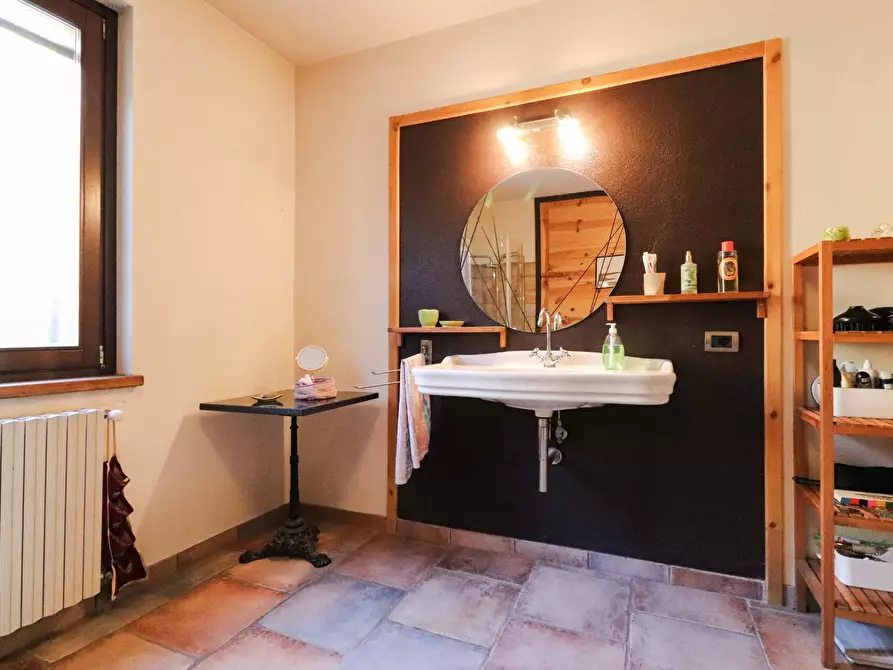 Immagine 31 di Villa in vendita  in Via Valle San Lorenzo 60/a a Santo Stefano Roero