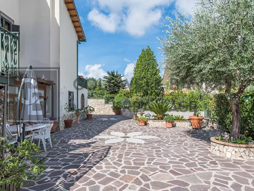 Immagine 52 di Villa in vendita  in Via del Casalaccio 69 a Grottaferrata