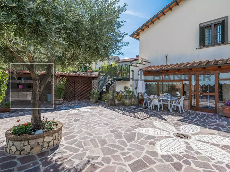 Immagine 53 di Villa in vendita  in Via del Casalaccio 69 a Grottaferrata