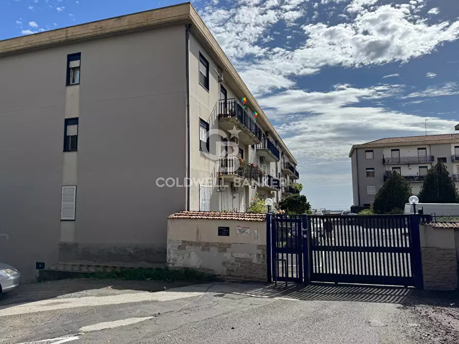 Immagine 1 di Appartamento in vendita  in Viale San teodoro 25 a Catania