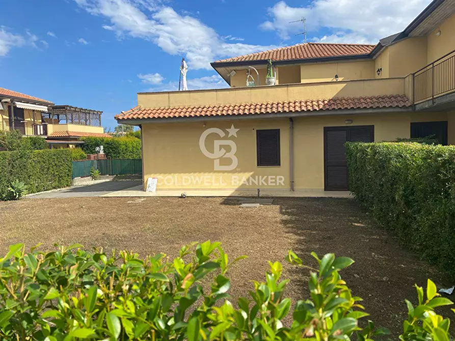 Immagine 1 di Appartamento in vendita  in Via Spiaggia - Residence Prato del Mare 2 309 a Mascali